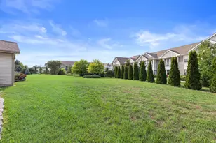 8407 S Cortland Dr, Oak Creek, WI 53154 - Photo 31