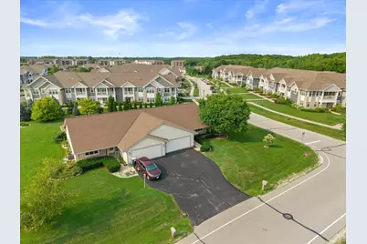 8407 S Cortland Dr, Oak Creek, WI 53154 - Photo 37