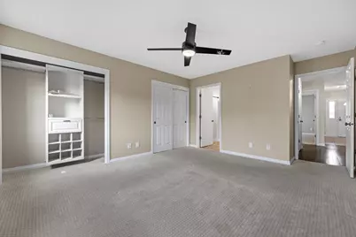 8407 S Cortland Dr, Oak Creek, WI 53154 - Photo 15