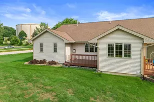 8407 S Cortland Dr, Oak Creek, WI 53154 - Photo 29