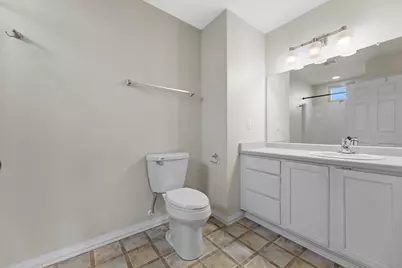 8407 S Cortland Dr, Oak Creek, WI 53154 - Photo 19