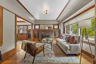 1816 E Beverly Rd, Shorewood, WI 53211 - Photo 9