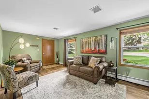 W172N9390 Shady Ln, Menomonee Falls, WI 53051 - Photo 13