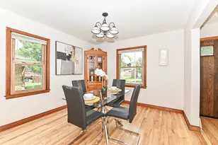 2321 S 82nd St, West Allis, WI 53219 - Photo 9