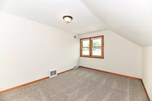 2321 S 82nd St, West Allis, WI 53219 - Photo 23