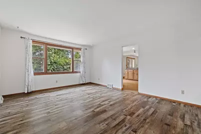 3325  14th Pl, Kenosha, WI 53144 - Photo 5