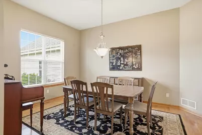 N173W20011  Creekside Dr, Jackson, WI 53037 - Photo 17
