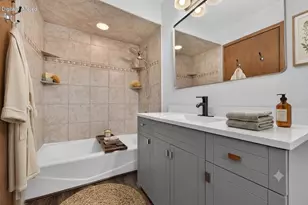 5236 Willowview Rd, Racine, WI 53402 - Photo 21