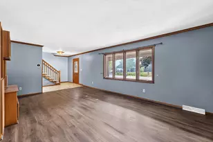 5236 Willowview Rd, Racine, WI 53402 - Photo 3