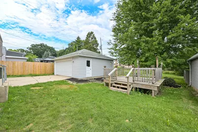 2563 S 99th St, West Allis, WI 53227 - Photo 33
