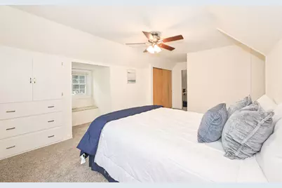 2563 S 99th St, West Allis, WI 53227 - Photo 23