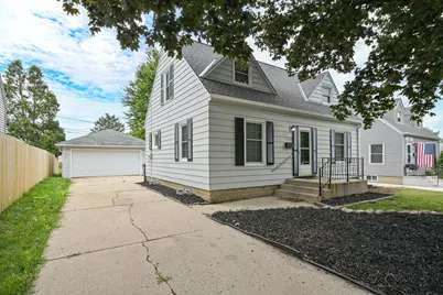 2563 S 99th St, West Allis, WI 53227 - Photo 3