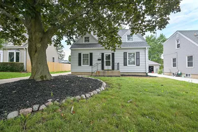 2563 S 99th St, West Allis, WI 53227 - Photo 35