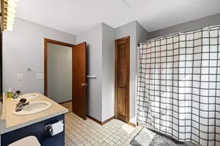 1024 Park Ridge Dr, Onalaska, WI 54650 - Photo 17