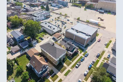 915  Minnesota Ave #919, South Milwaukee, WI 53172 - Photo 11