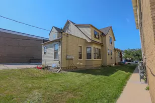 915 Minnesota Ave, South Milwaukee, WI 53172 - Photo 17