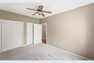 W398N6071  Autumn Woods Dr, Oconomowoc, WI 53066 - Photo 17