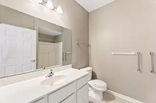 W398N6071 Autumn Woods Dr, Oconomowoc, WI 53066 - Photo 15