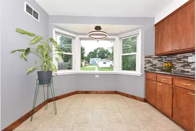 3208 S 30th St, Milwaukee, WI 53215 - Photo 13
