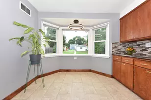 3208 S 30th St, Milwaukee, WI 53215 - Photo 13