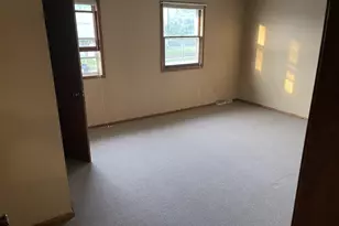 9105 W Howard Ave, Greenfield, WI 53228 - Photo 9
