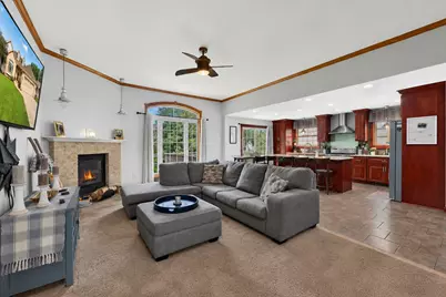 1296  Carla Ln, West Bend, WI 53095 - Photo 5
