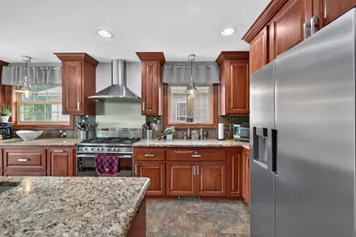 1296  Carla Ln, West Bend, WI 53095 - Photo 15