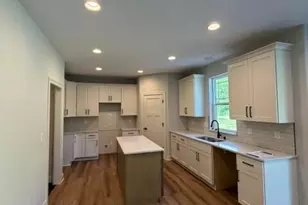1344 Mohican Trail, Waukesha, WI 53189 - Photo 3