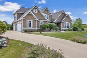 W1799 Heathmor Dr, Sheboygan, WI 53083 - Photo 51