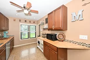 246 North Ave, Hartland, WI 53029 - Photo 11