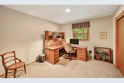 1128  Downing Dr, Waukesha, WI 53186 - Photo 25