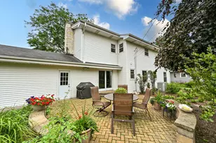 1128 Downing Dr, Waukesha, WI 53186 - Photo 37