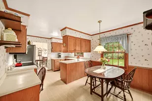 1128 Downing Dr, Waukesha, WI 53186 - Photo 13