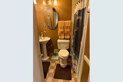 6315 W Hustis St, Milwaukee, WI 53223 - Photo 23