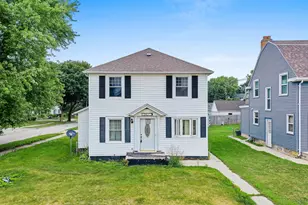 2616 Meadow Ln, Manitowoc, WI 54220 - Photo 29