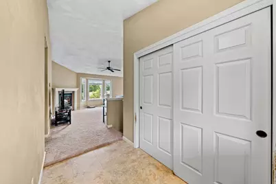 32 E Sunset Dr, Milton, WI 53563 - Photo 9