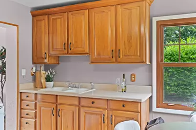 3460 S 62nd St, Milwaukee, WI 53219 - Photo 9