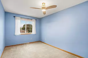 2412 Fox River Pkwy, Waukesha, WI 53189 - Photo 15
