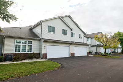 2412  Fox River Pkwy #H, Waukesha, WI 53189 - Photo 21
