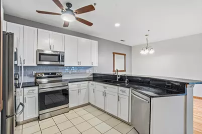 2412  Fox River Pkwy #H, Waukesha, WI 53189 - Photo 1