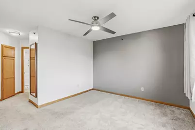 2412  Fox River Pkwy #H, Waukesha, WI 53189 - Photo 11