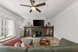 1714 E Kane Pl, Milwaukee, WI 53202 - Photo 13