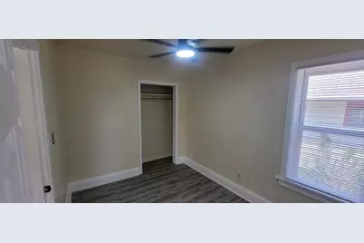 1201 S 75th St, West Allis, WI 53214 - Photo 5