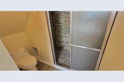 1201 S 75th St, West Allis, WI 53214 - Photo 13