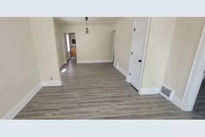 1201 S 75th St, West Allis, WI 53214 - Photo 3