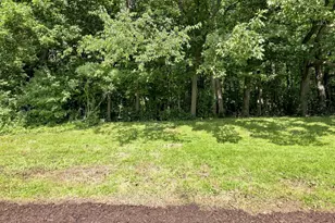 4228 W Tumble Creek Dr, Franklin, WI 53132 - Photo 11
