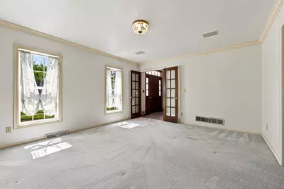 4228 W Tumblecreek Dr, Franklin, WI 53132 - Photo 3