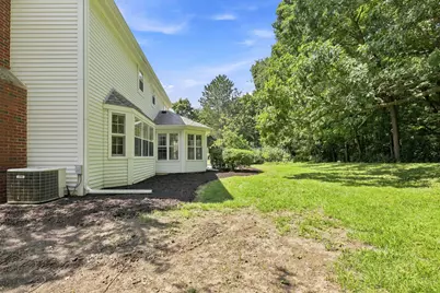 4228 W Tumblecreek Dr, Franklin, WI 53132 - Photo 43