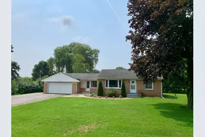 14865  Pershing Dr, Brookfield, WI 53005 - Photo 1