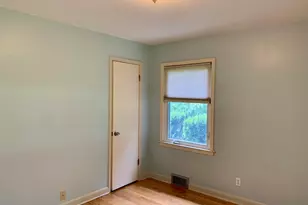 14865 Pershing Dr, Brookfield, WI 53005 - Photo 13